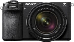 Sony Systemkamera »Alpha ILCE-6700 + 18–135-mm-Objektiv«